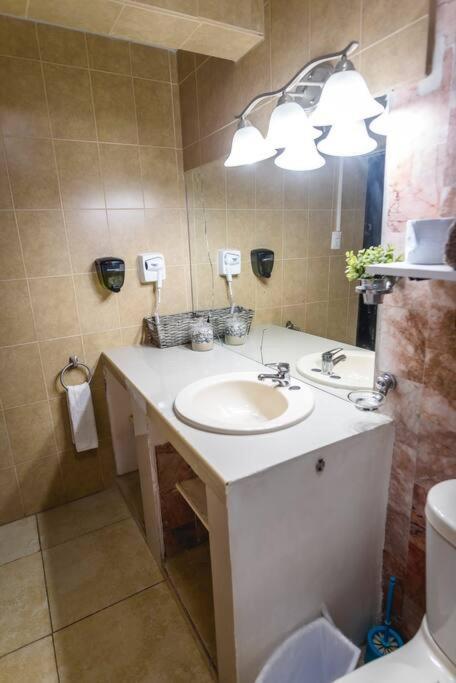 Departamento Grande Con 2 Recamaras Con Aire 5 Camas Wifi 115Mb, Cocina .Cochera Techada, #4 Ciudad Valles Bagian luar foto