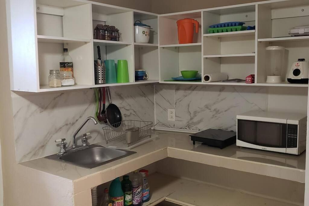 Departamento Grande Con 2 Recamaras Con Aire 5 Camas Wifi 115Mb, Cocina .Cochera Techada, #4 Ciudad Valles Bagian luar foto