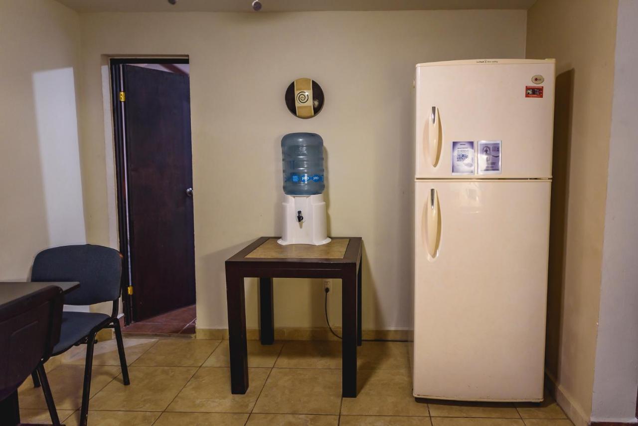 Departamento Grande Con 2 Recamaras Con Aire 5 Camas Wifi 115Mb, Cocina .Cochera Techada, #4 Ciudad Valles Bagian luar foto